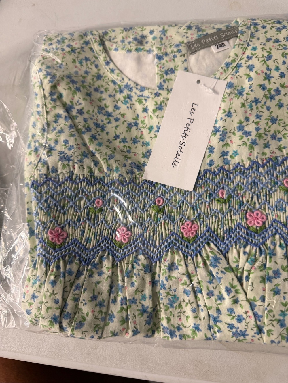 Les petite  soleils 24 months girls blue floral smocked dress new with tag cotto